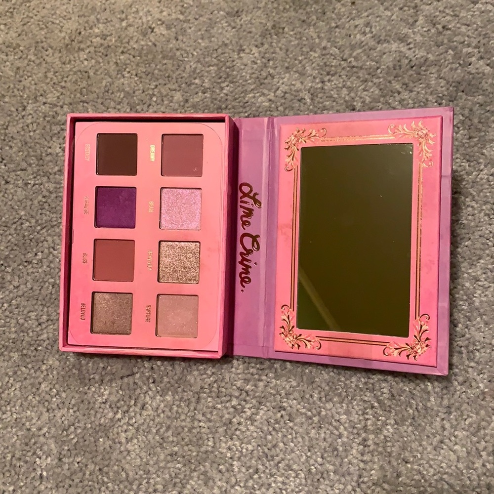 Lime Crime “Venus 3” eyeshadow palette.
